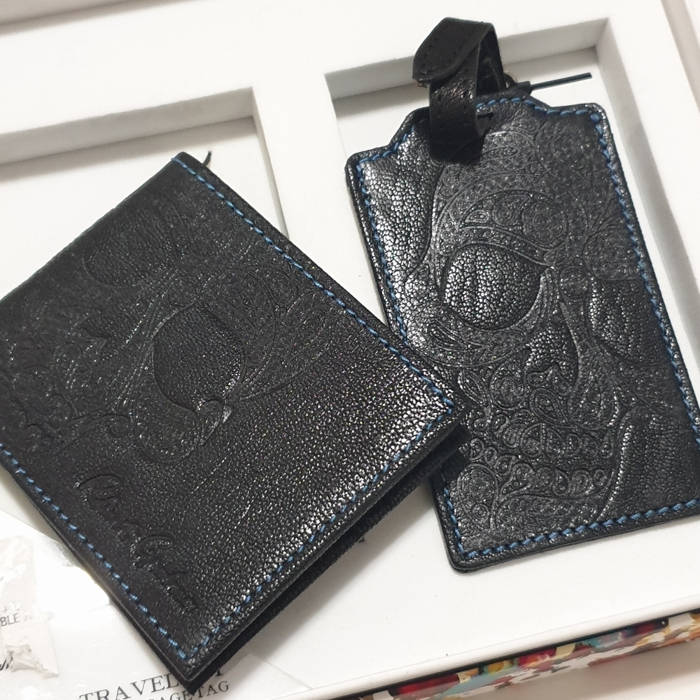 Robert Graham Travel Set